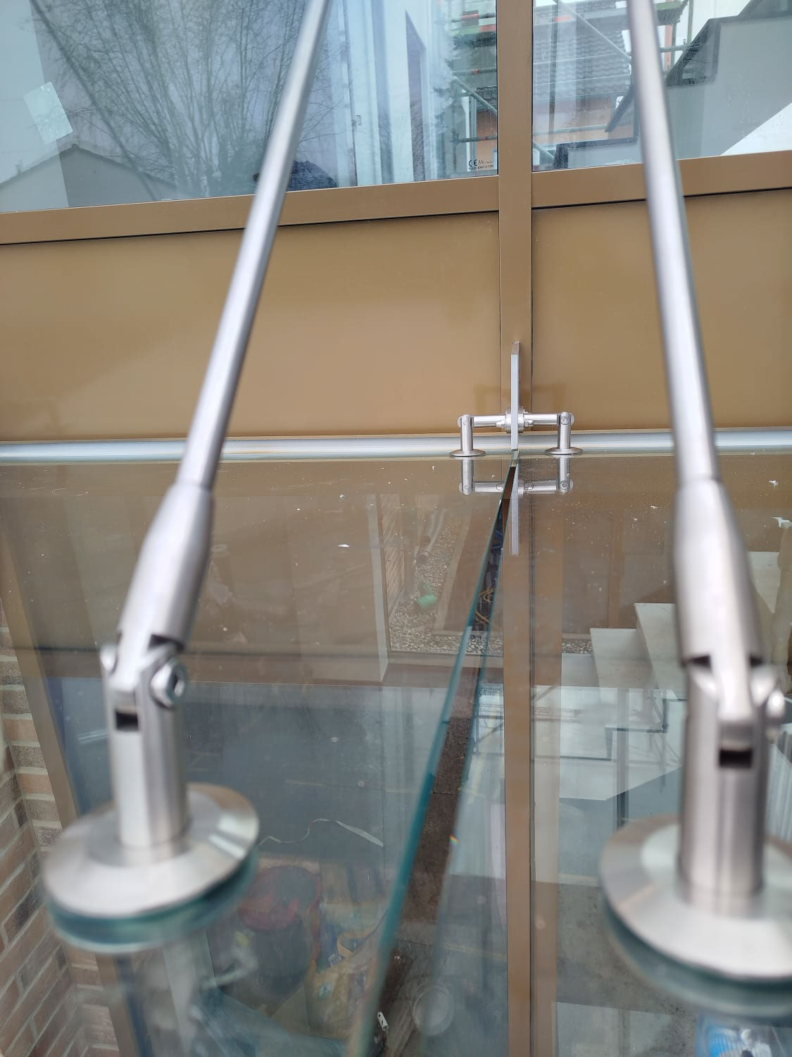 Inox staklene nadstrešnice - Primer ugradnje Inox staklene nadstrešnice - Primer ugradnje